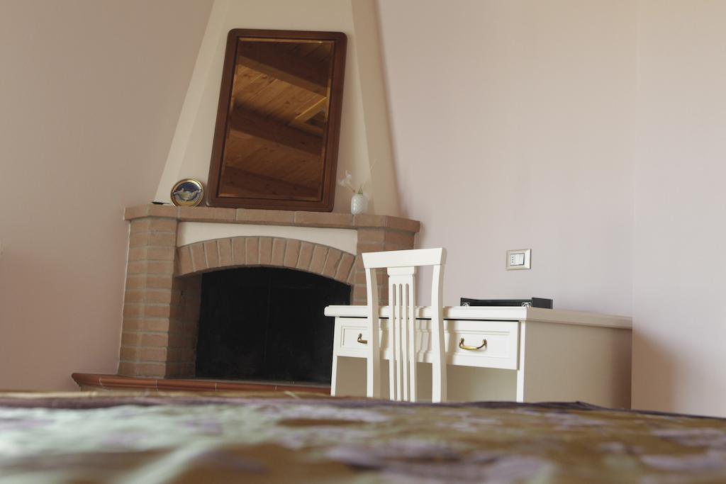 B&B Magic Dozza Δωμάτιο φωτογραφία